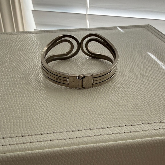 Silver Open Wave Cuff Bracelet - Women Jewelry - Picture 4 of 4